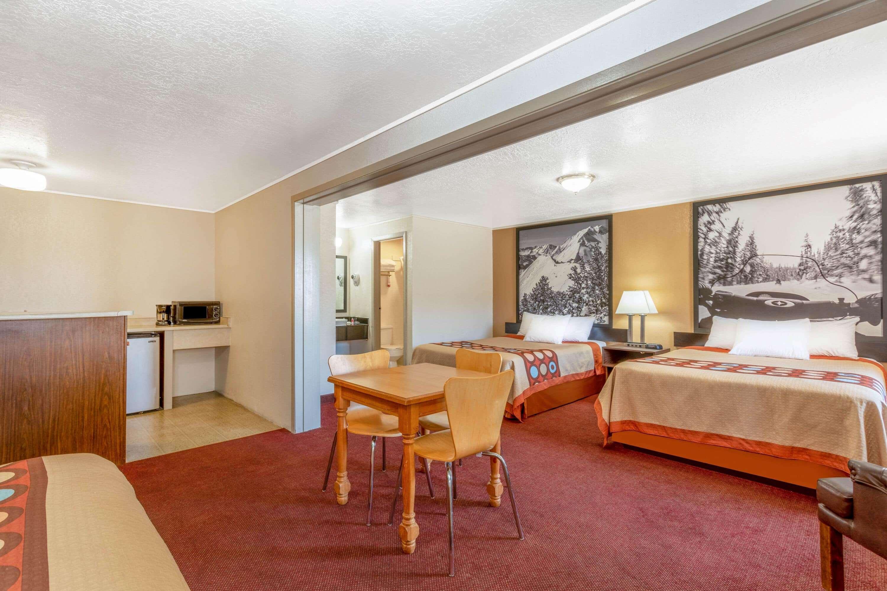 Super 8 By Wyndham Evanston Extérieur photo
